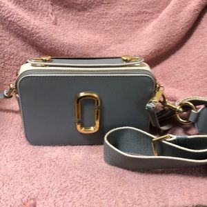 Marc Jacobs Grey and white “Sureshot” Snapshot bag